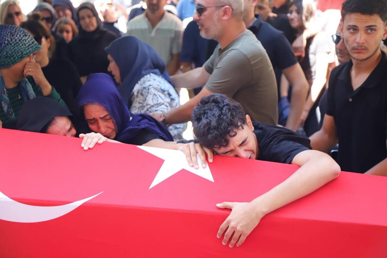 Derbide Kalp Krizi Geçiren Fenerbahçe Taraftarı Gerçek Yaşar Son Yolculuğuna Uğurlandı