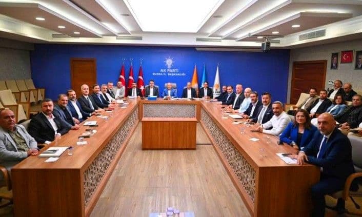 AK Parti Bursa'da Yaz Dönemi Saha Çalışmalarına Hız Veriyor