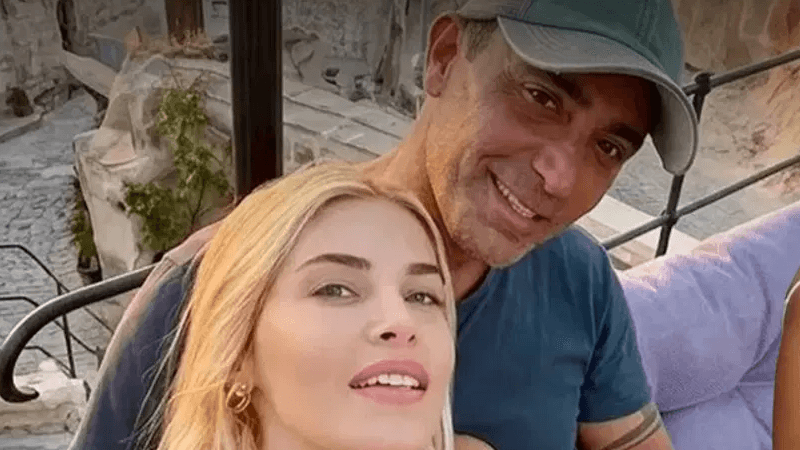 Mustafa Sandal'ın Eşi Melis Sandal ve Babasına Fon Soruşturmasında Yakalama Kararı