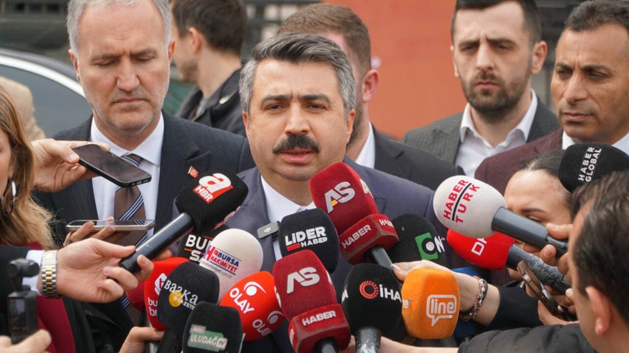 Bursa Büyükşehir'e Yeni Başkan Vekili: Oktay Yılmaz Süreci Değerlendirdi
