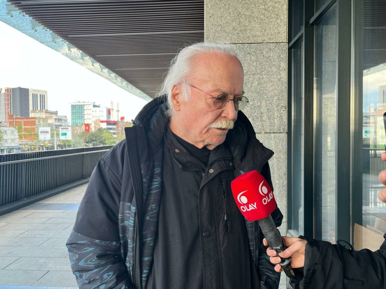 Cahit Berkay, 23 Nisan Coşkusunu Bursa'da Çocuklarla Yaşadı