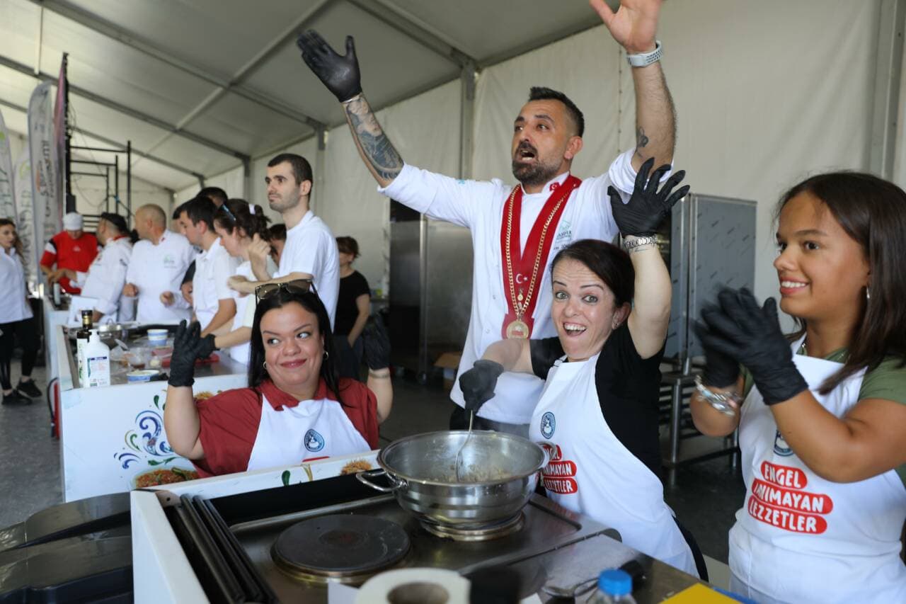 Bursa Gastronomi Festivali'nde Özel Şefler Hünerlerini Sergiledi
