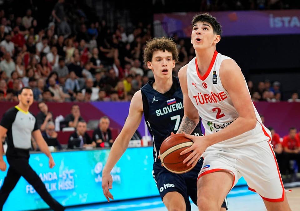 U17 Basketbol Milli Takımı Dünya Kupası'nda Slovenya'yı Mağlup Ederek İkinci Galibiyetini Aldı