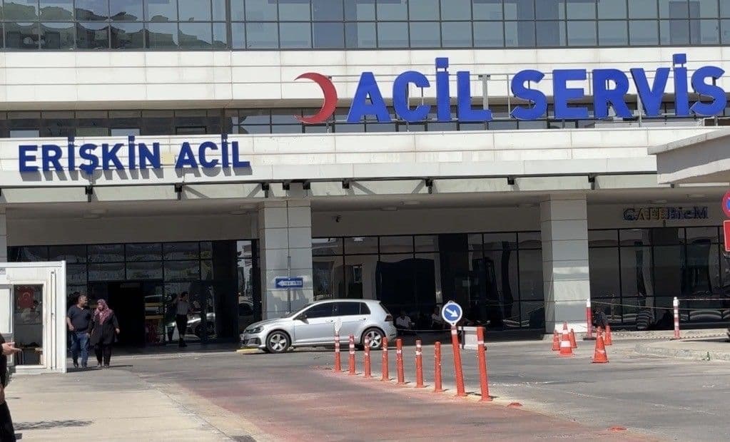 Gaziantep'te bir hastanenin acil servis girişi