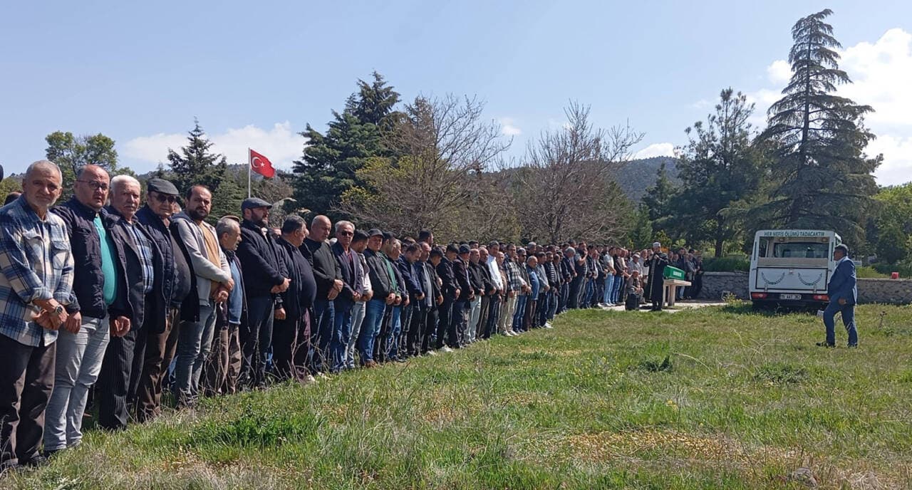 Burdur'da hayatını kaybeden Fatih Özaslan'ın cenaze töreninden bir kare.