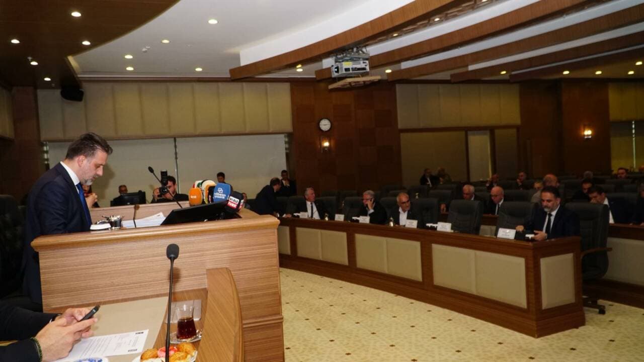 BUSKİ Genel Kurulu'nda Su ve Katı Atık Bedeli Tartışması