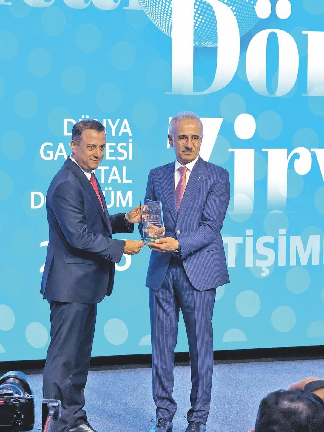 Bakan Uraloğlu Duyurdu: Türkiye'de 5G Abone Sayısı 2.5 Ayda 40 Milyonu Geçti