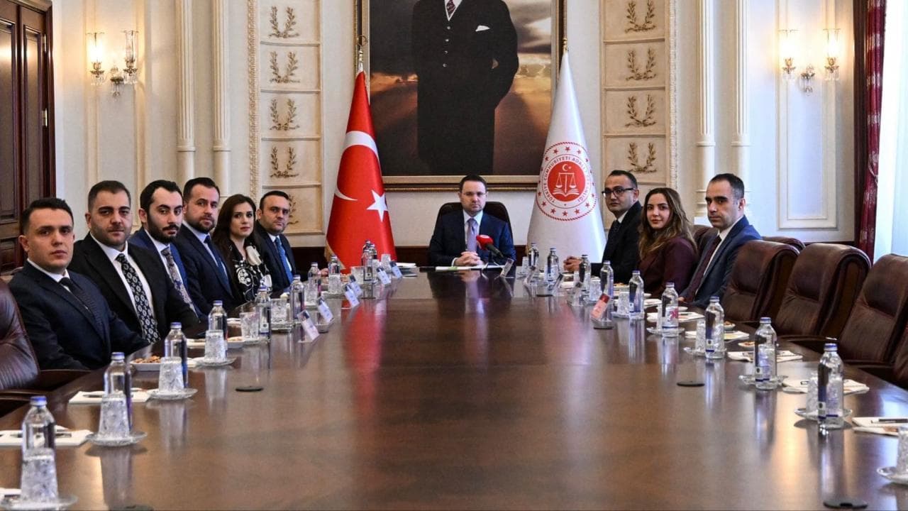 Adalet Bakanı Gürlek'ten Yargı Reformu Sinyali: Avukatların Sorunları ve e-Duruşma Gündemde