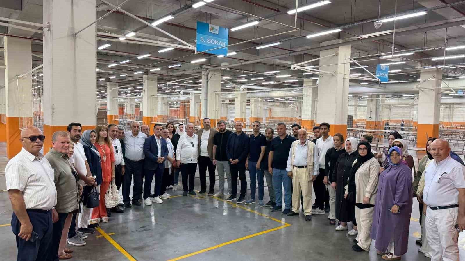 AK Parti İstanbul, 'AK Belediyeciliği Yerinde Gör' Programını Başakşehir'de Başlattı