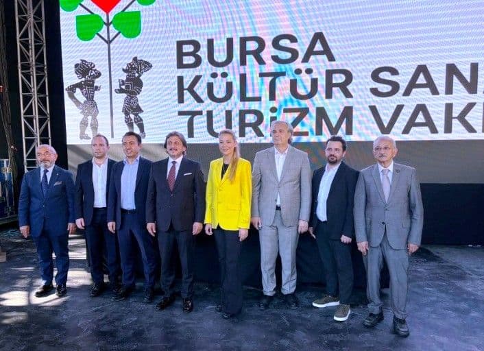 Bursa Kültür Sanat Turizm Vakfı'nda Yeni Dönem: Başkan Zekeriya Birkan Oldu