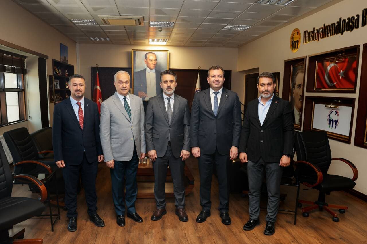 Bursa Büyükşehir'den Mustafakemalpaşa'ya Millet Bahçesi ve B Kafe Müjdeleri