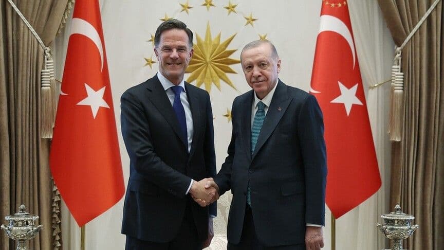 Cumhurbaşkanı Erdoğan, Hollanda Başbakanı Rutte ile Görüştü: NATO Zirvesi ve Bölgesel Konular Ele Alındı