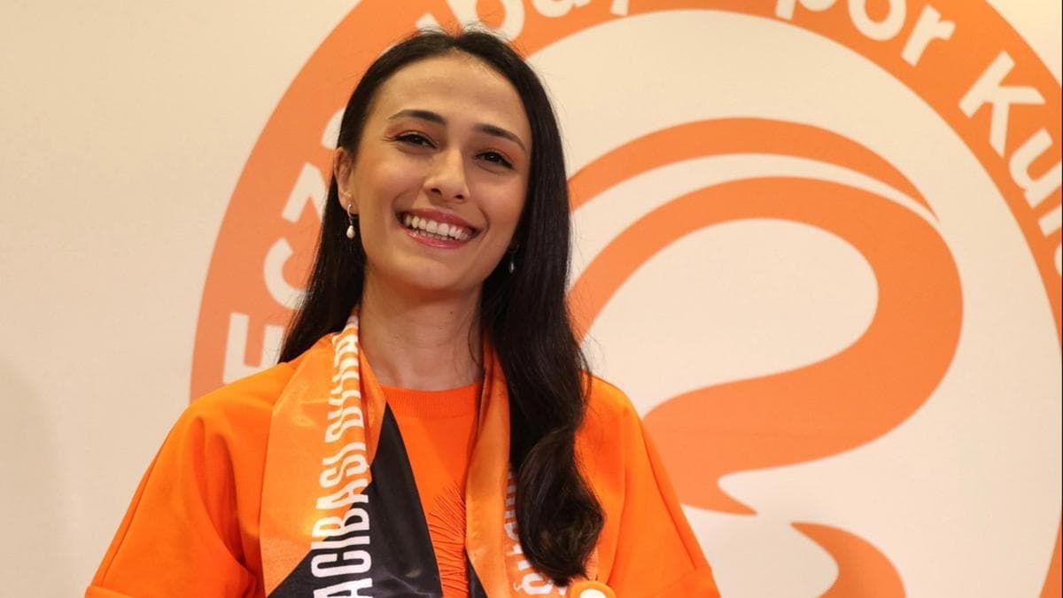 Simge Aköz, Eczacıbaşı Dynavit ile Sözleşme Yeniledi