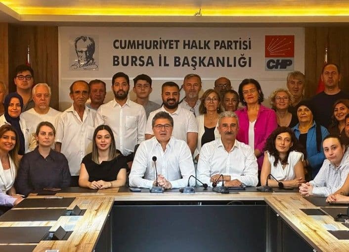 CHP Bursa Teşkilatında Ayrılık Sinyalleri: Yeni Parti İddiaları Gündemde