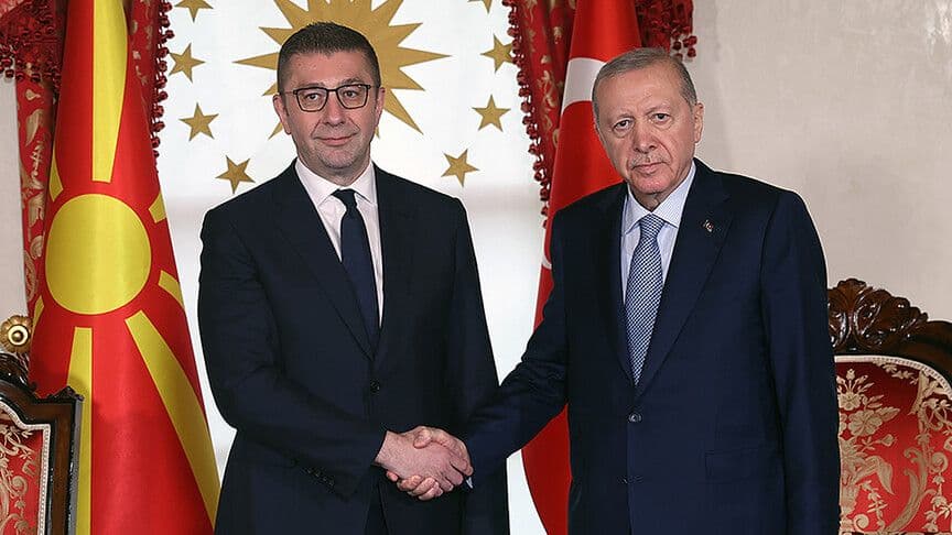 Cumhurbaşkanı Erdoğan, Kuzey Makedonya Başbakanı Mickoski'yi Dolmabahçe'de Ağırladı