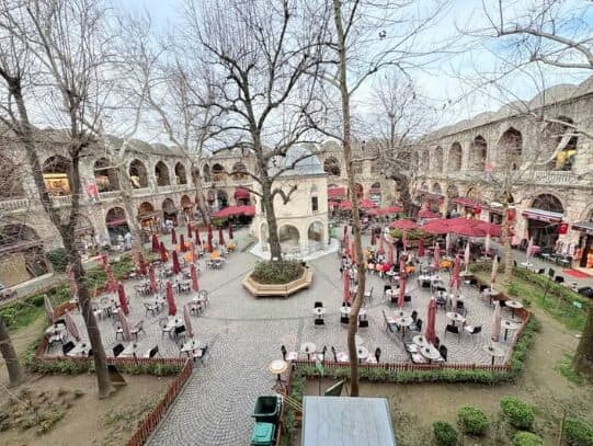Bursa'da Kozahan ve Tarihi Hanlar Krizi Osmangazi Meclisi'nde Tartışıldı