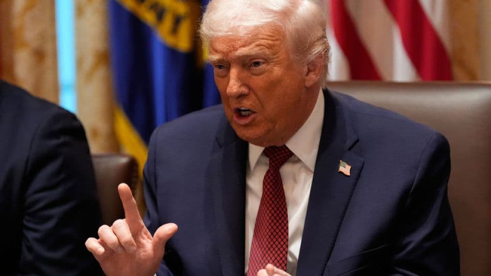Trump'tan İran İddiası: "Hürmüz Boğazı'nı Açmamızı İstiyorlar"