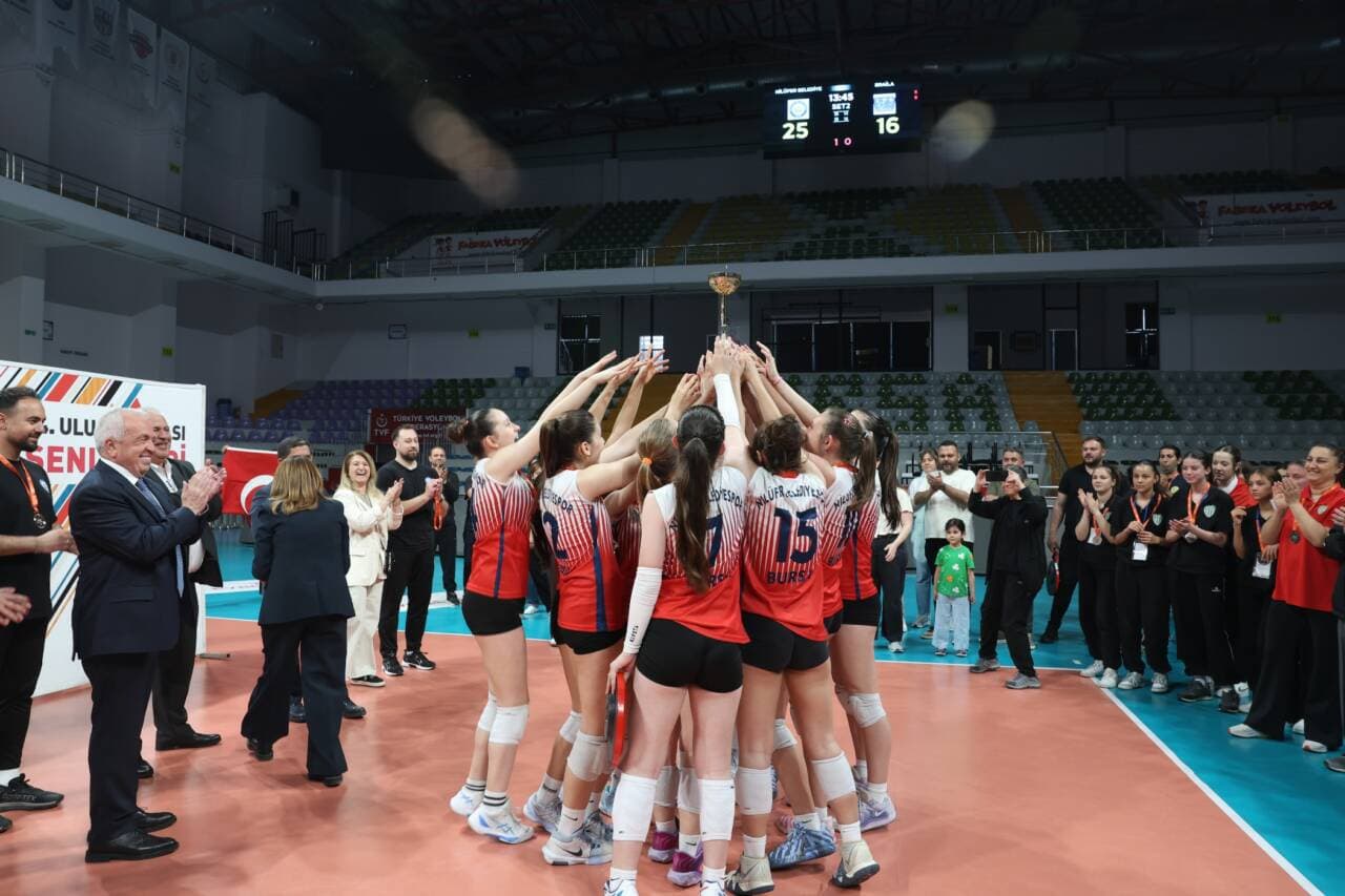 24. Nilüfer Uluslararası Spor Şenlikleri Tamamlandı: Şampiyon Nilüfer Belediyespor