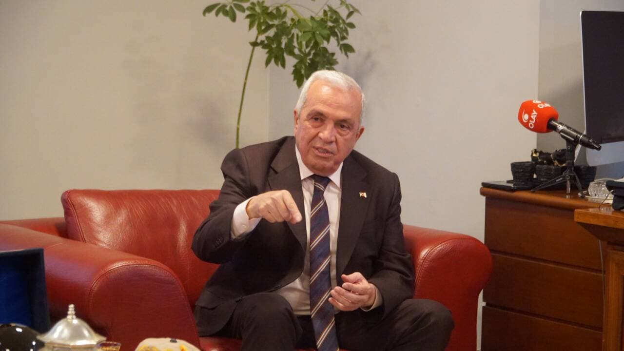 Nilüfer Belediye Başkanı Özdemir'den Kılıçdaroğlu'na Eleştiri: 'Halkın Sorunları Göz Ardı Ediliyor'
