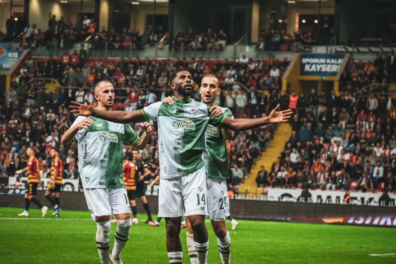 Bursaspor'un Yeni Transferi Iheanacho, Trendyol 1. Lig'de Gol Krallığına Yükseldi