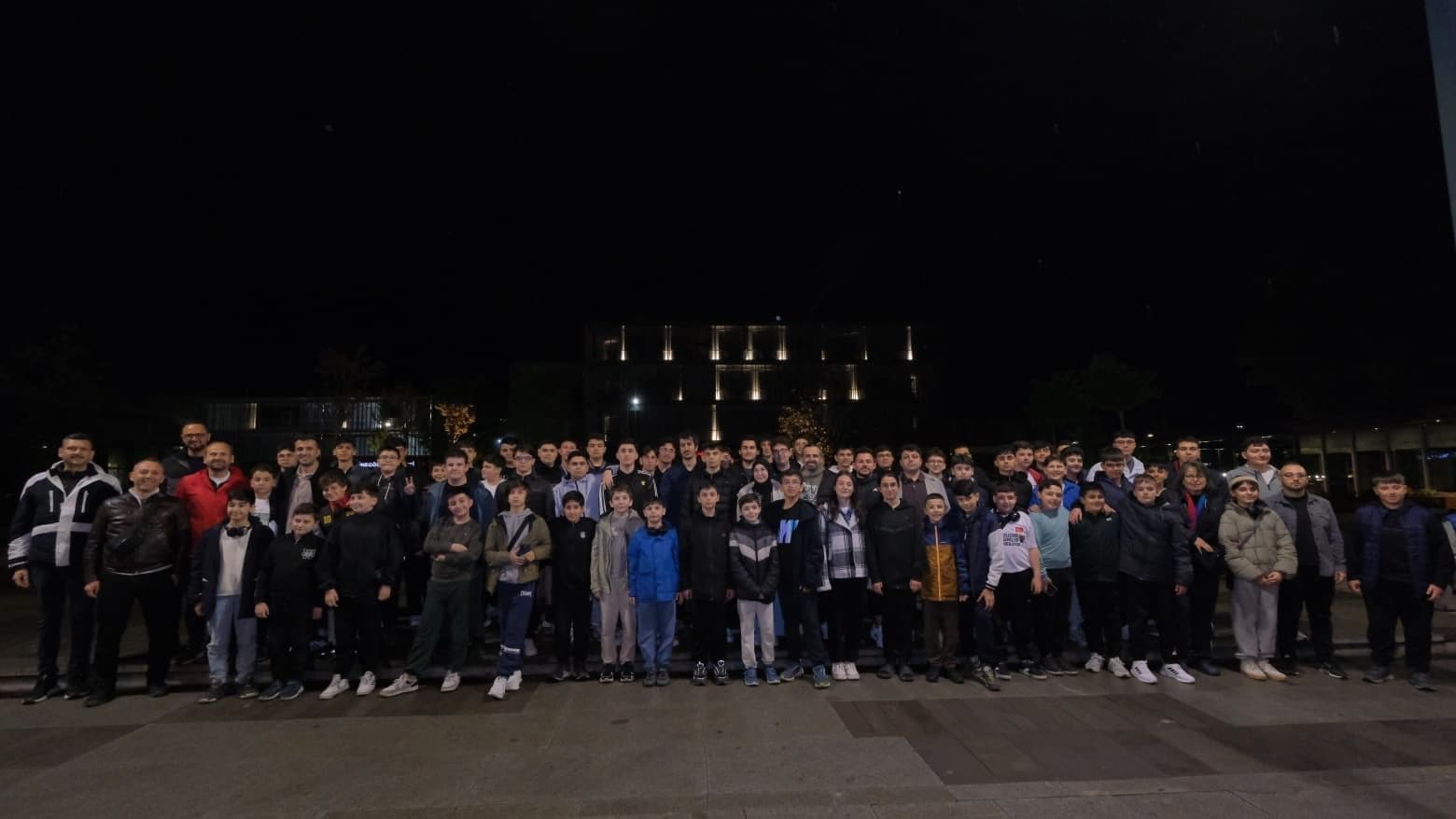 İnegöl'den 88 Öğrenci Uluslararası Robot Yarışması İçin Antalya'ya Gitti
