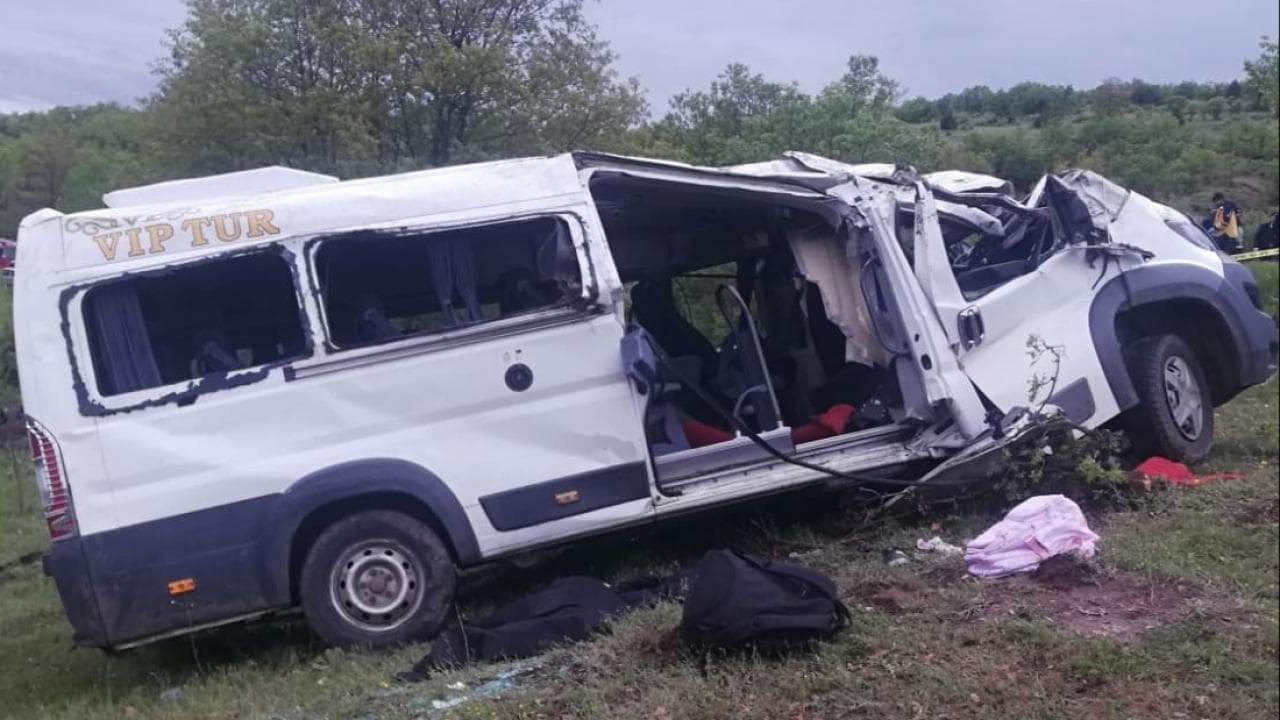 Yozgat'ta Öğrenci Servisi Devrildi: Can Kayıpları ve Yaralılar Var