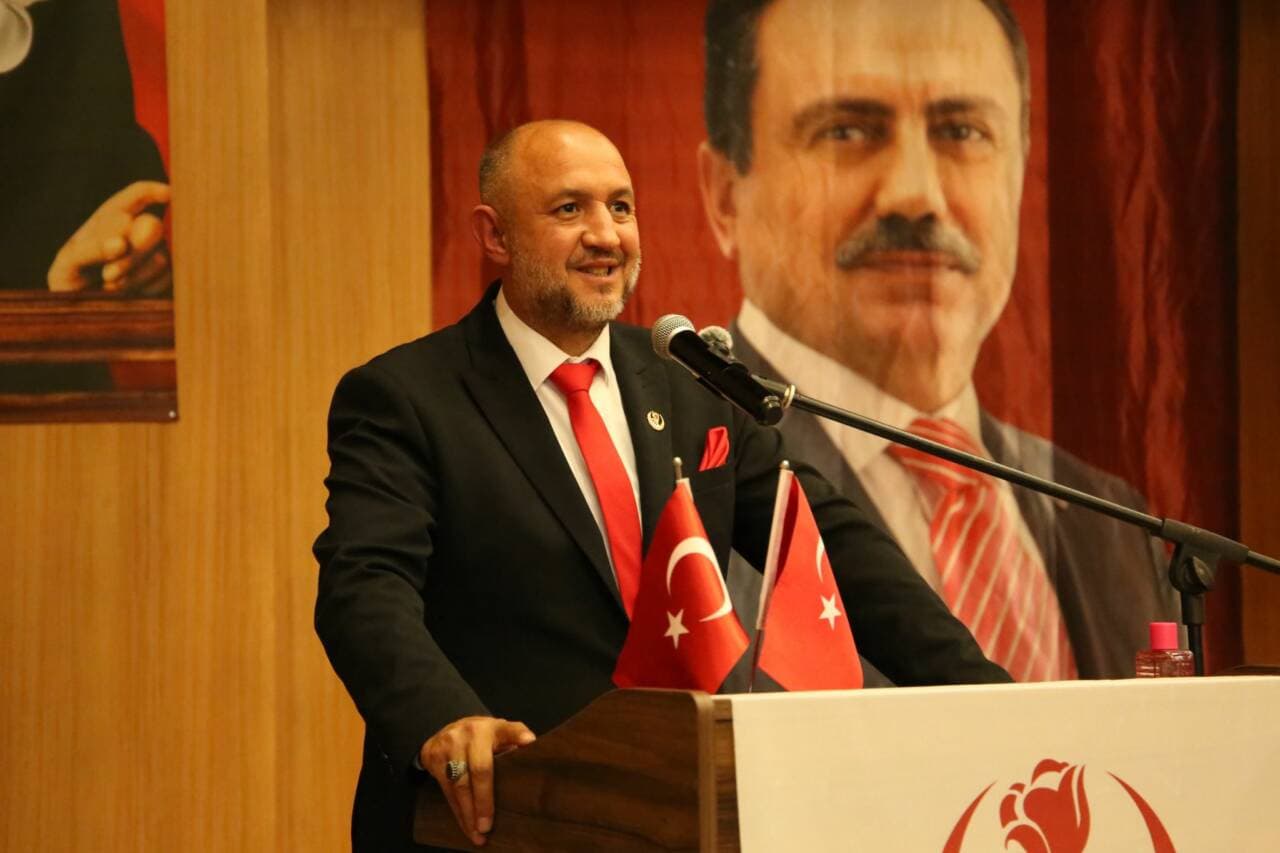 Orhangazi'de Büyük Birlik Partisi Kongresi: Metin Çancı Yeniden Başkan Seçildi