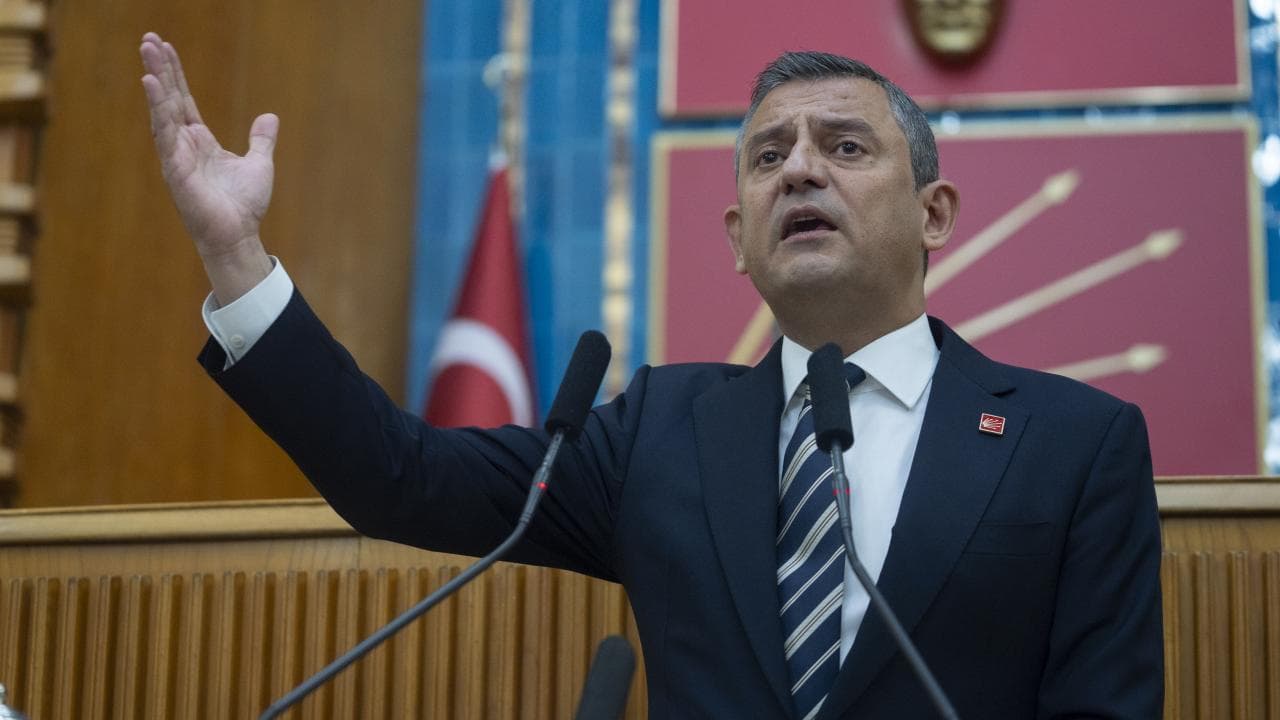 CHP Bursa Örgütü'nden Özgür Özel'e Güçlü Destek Kararı