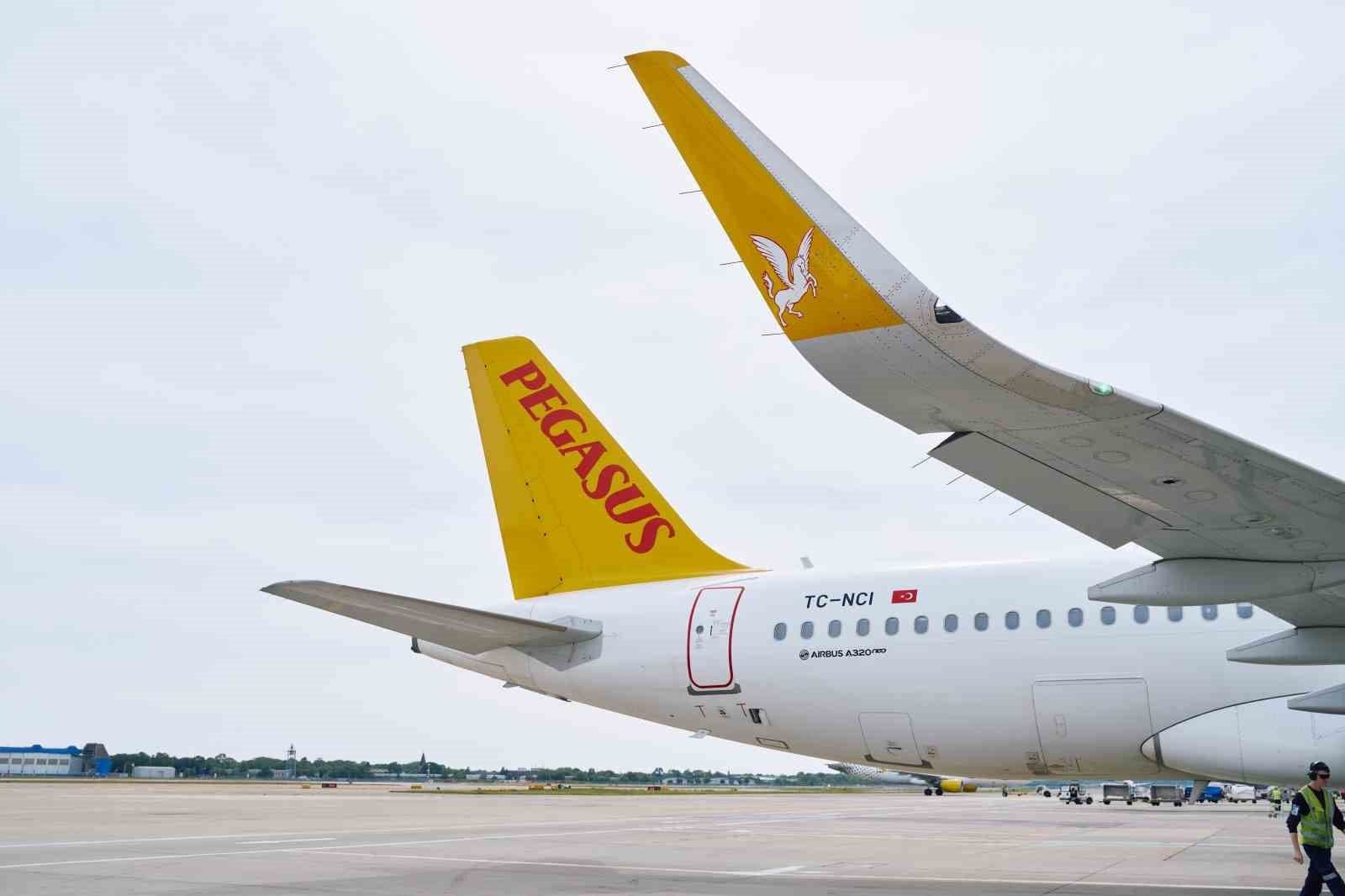 Pegasus, İstanbul Sabiha Gökçen'den Londra Gatwick'e Direkt Uçuş Başlattı