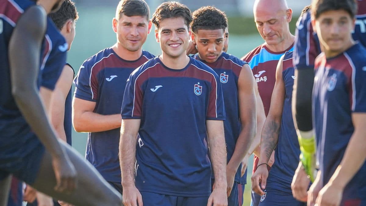 Trabzonspor'un Yeni Transferi Aral Şimşir İlk Antrenmanına Çıktı