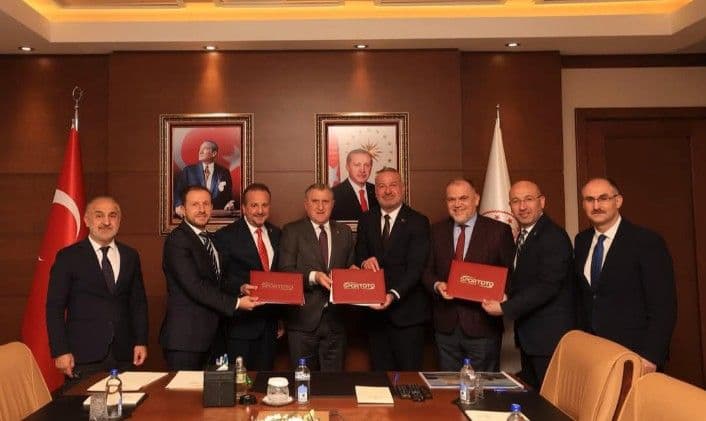 Bakanlık onayı verdi: Karacabey'e yüzme havuzu ve yeni sahalar geliyor