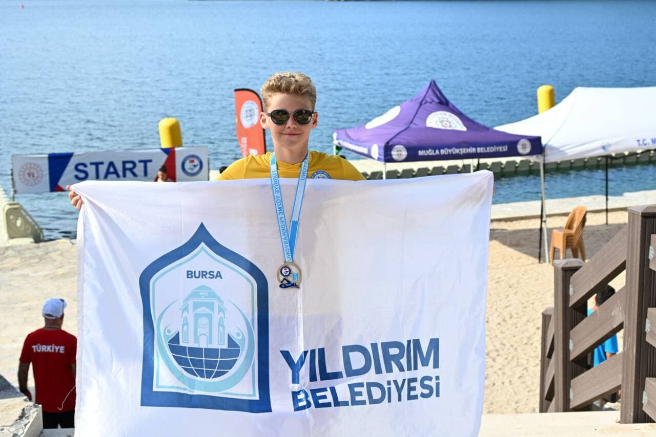 Bursalı Yüzücüler Milli Takım Kadrosunda: Türkiye Şampiyonlukları Kazandılar