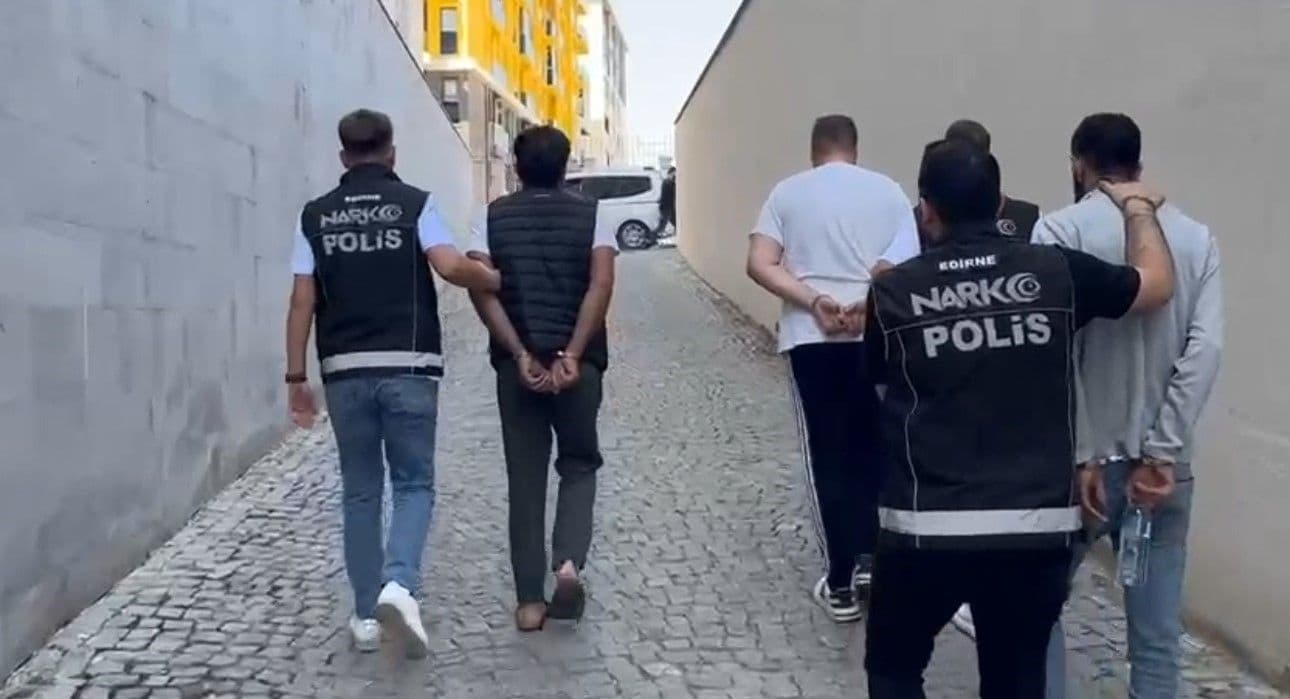Edirne'de Narkotik Operasyonu: Uyuşturucu Tacirlerine Darbe, 2 Tutuklama