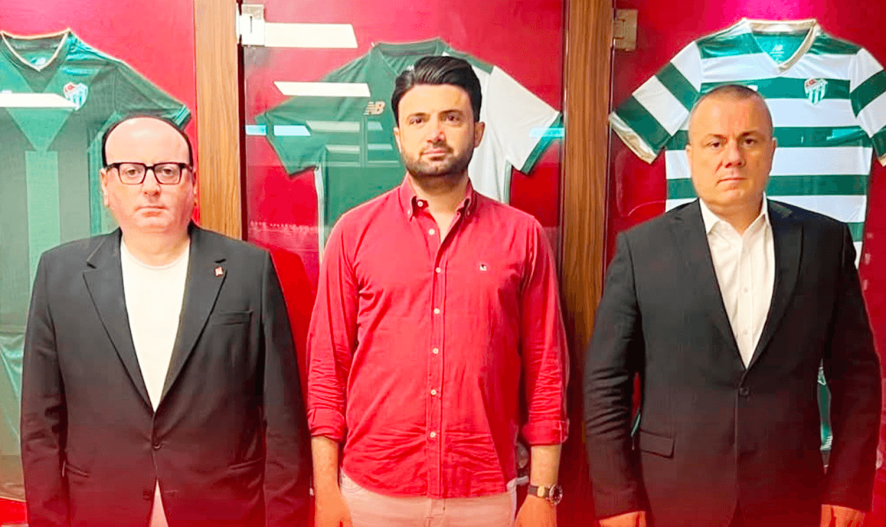 Bursaspor ve Pilot Takımı Gemlik FK'dan Önemli İş Birliği Ziyareti