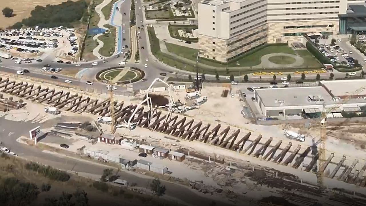 Bursa Emek-Şehir Hastanesi Metro Hattı'nda Gecikme Endişesi: Yıl Sonuna Yetişecek mi?