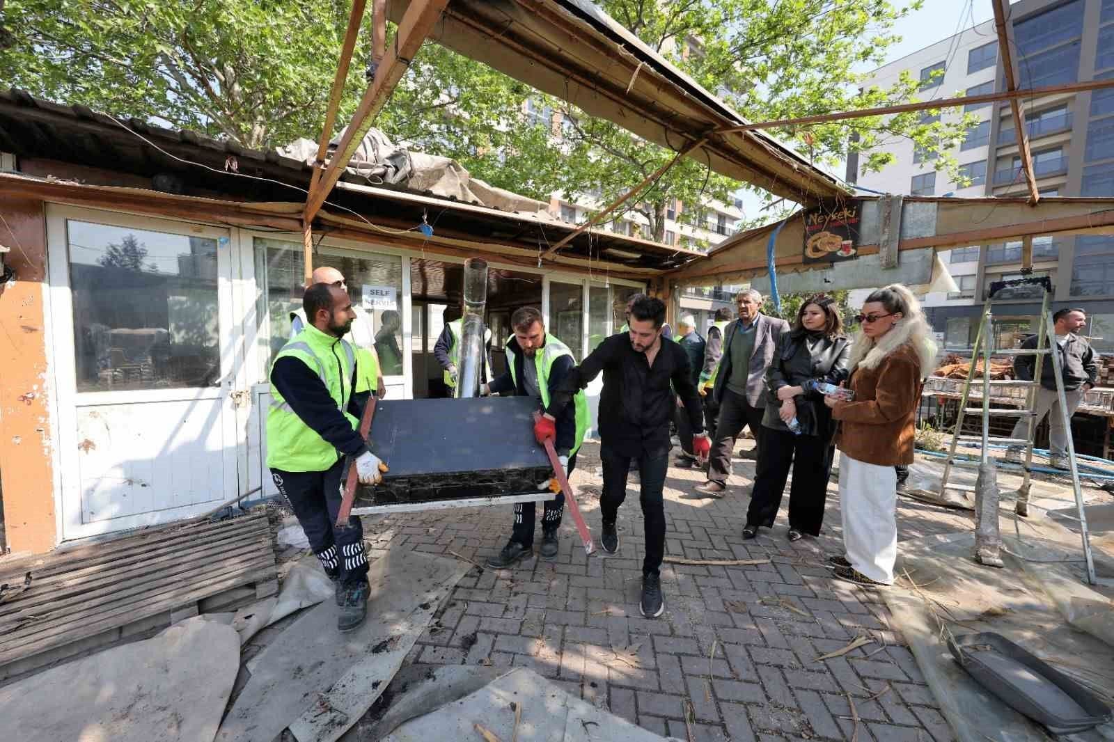 Bursa Büyükşehir, Osmangazi'de İşgal Edilen Yeşil Alanı Halka Kazandırdı