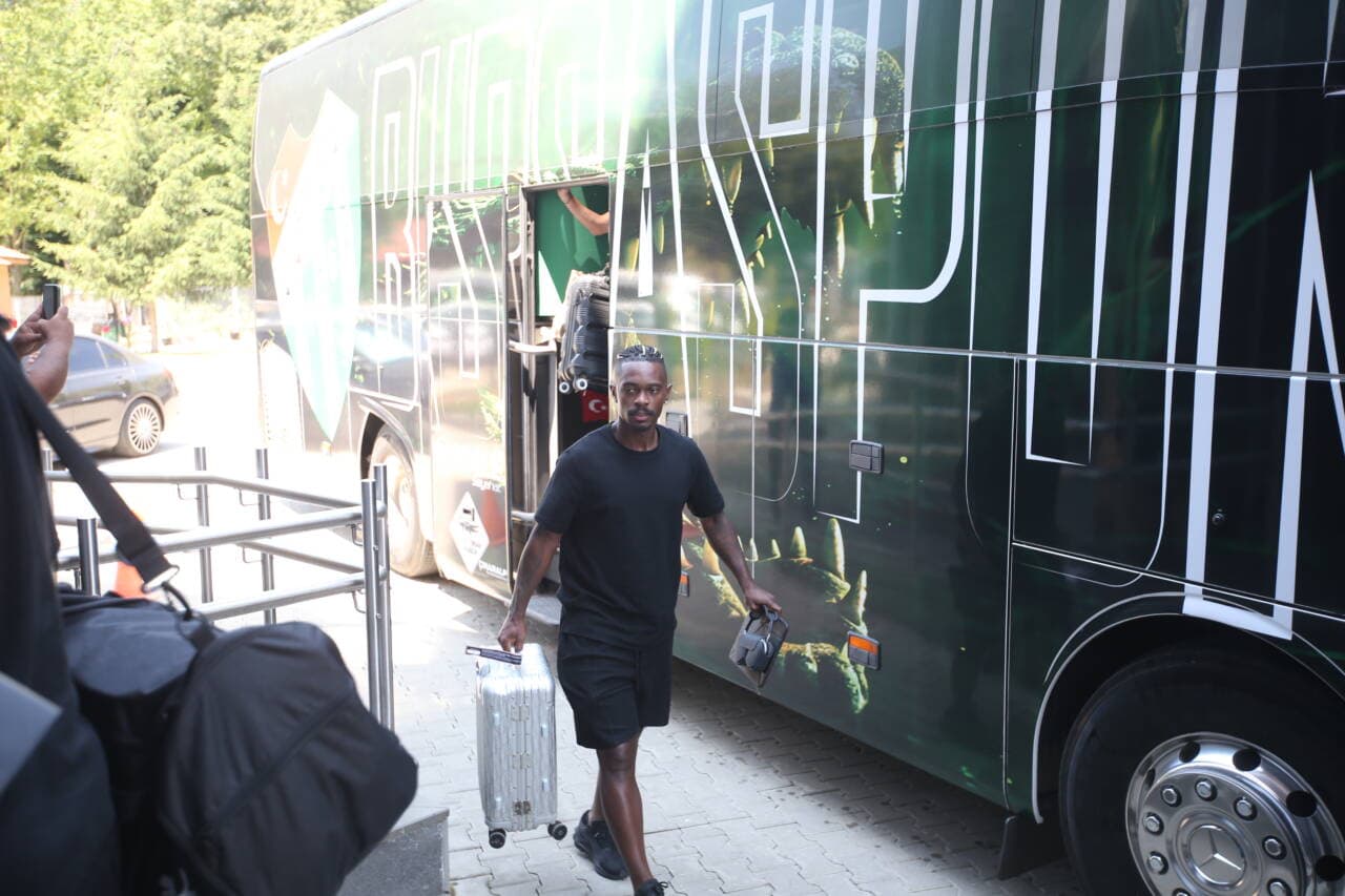 Bursaspor'un Bolu kampı başladı: İşte 26 kişilik kadro