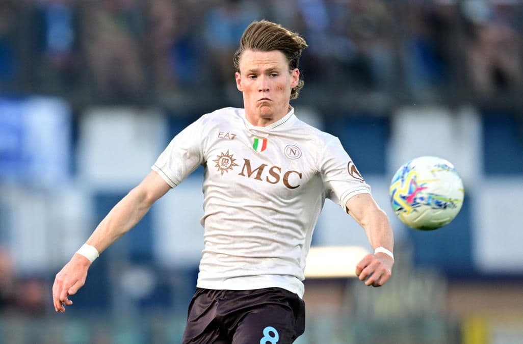 İskoçya'dan Dünya Kupası Başarısına Özel Banknot: Scott McTominay Figürlü Hatıra Parası Çıkarıldı