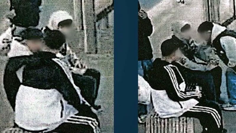 Bulanık yüzlü gençlerin bir araya geldiği bir fotoğraf.