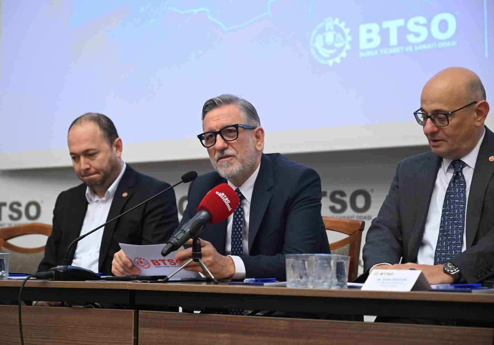 Bursa'da E-Ticaret Zirvesi: Dijital Pazaryerleri İş Dünyasıyla Buluştu, Hacim 4,5 Trilyonu Aştı