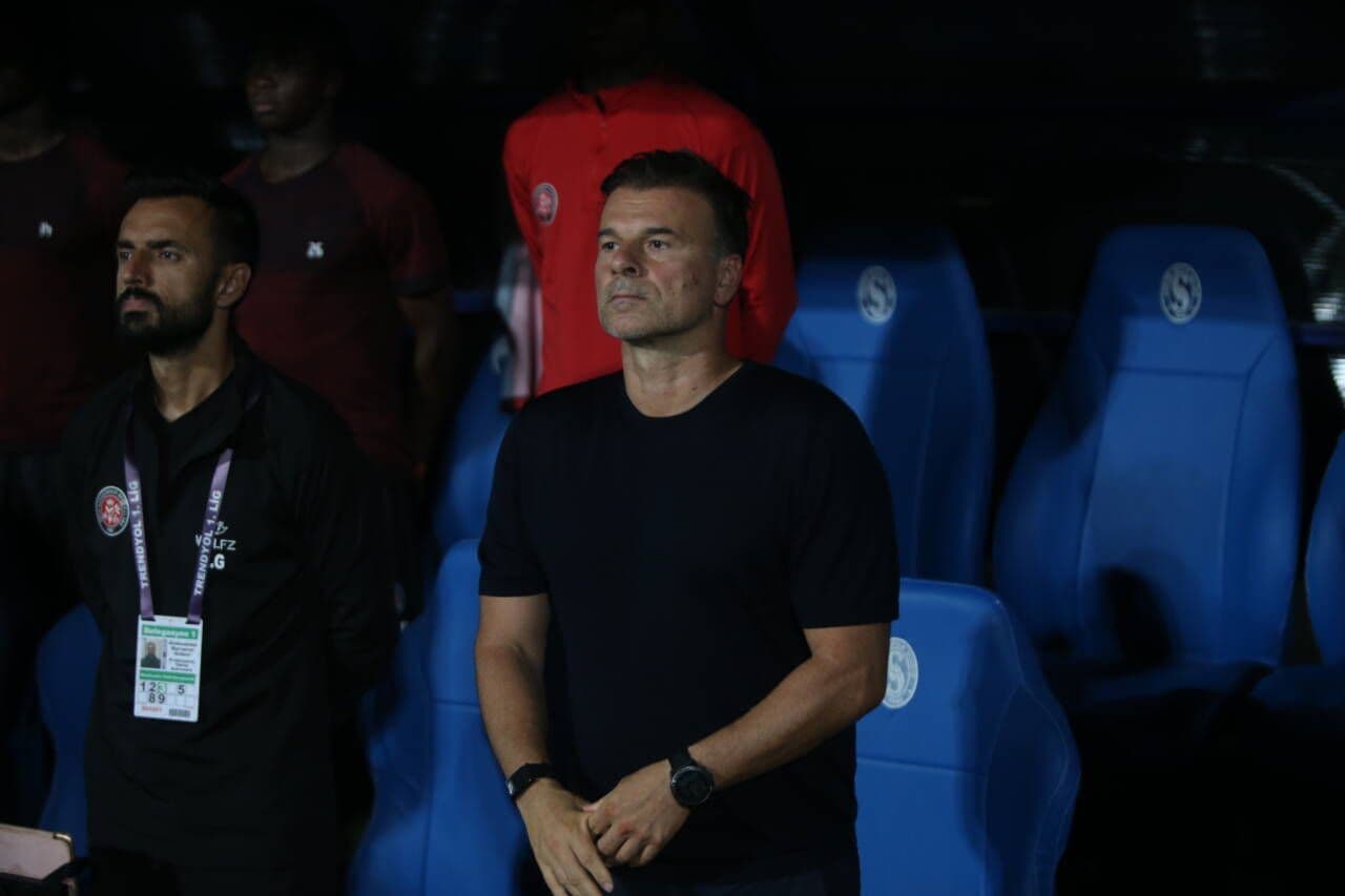 Karagümrük Teknik Direktörü Stanojevic'ten Bursaspor'a Büyük Övgü: 'Şampiyonluk Adayı'