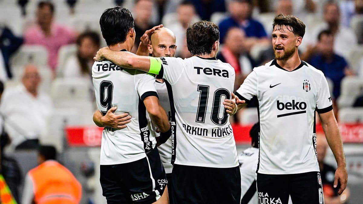 Beşiktaş, UEFA Avrupa Ligi Play-Off İlk Maçında Kauno Zalgiris'i Ağırlıyor