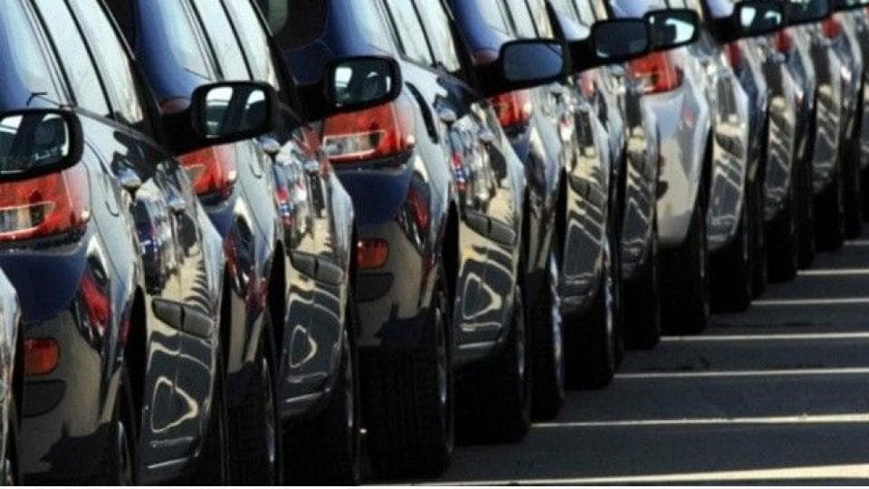 Otomotiv Pazarında Daralma: Yıl Sonu Beklentisi 1.2 Milyon Adedin Altında Kalabilir