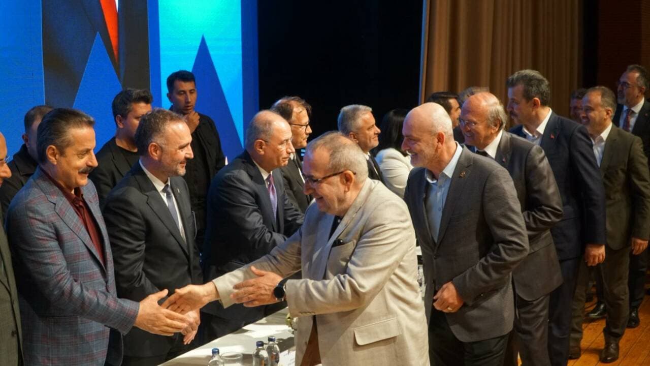 AK Parti Bursa Teşkilatı Bayramlaşma Programı: Ala'dan Önemli Açıklamalar