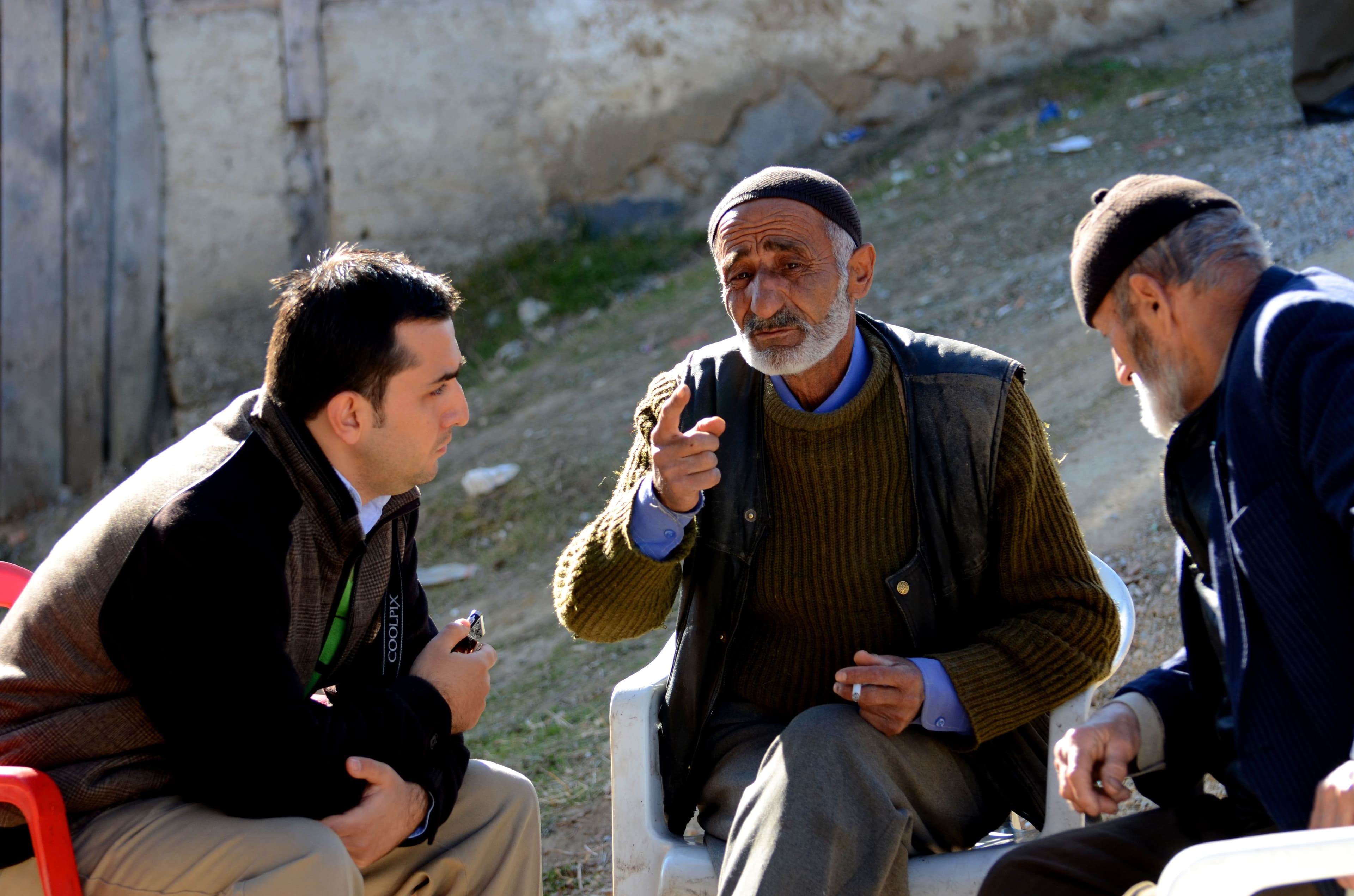 Recep Akşit, babası Çanakkale Gazisi İbrahim Akşit'in anılarını anlatırken.