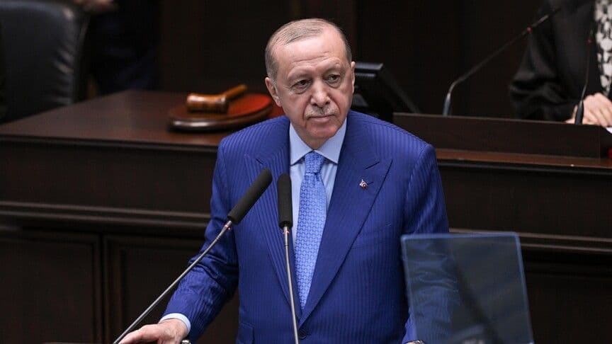 Cumhurbaşkanı Erdoğan'dan CHP'ye 'Tehditle Sindiremezsiniz' Tepkisi: Ulusal Gündemi Değerlendirdi