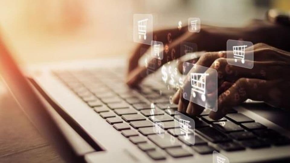 AB'de Düşük Değerli E-Ticaret Paketlerine Yeni Gümrük Vergisi Yürürlüğe Girdi