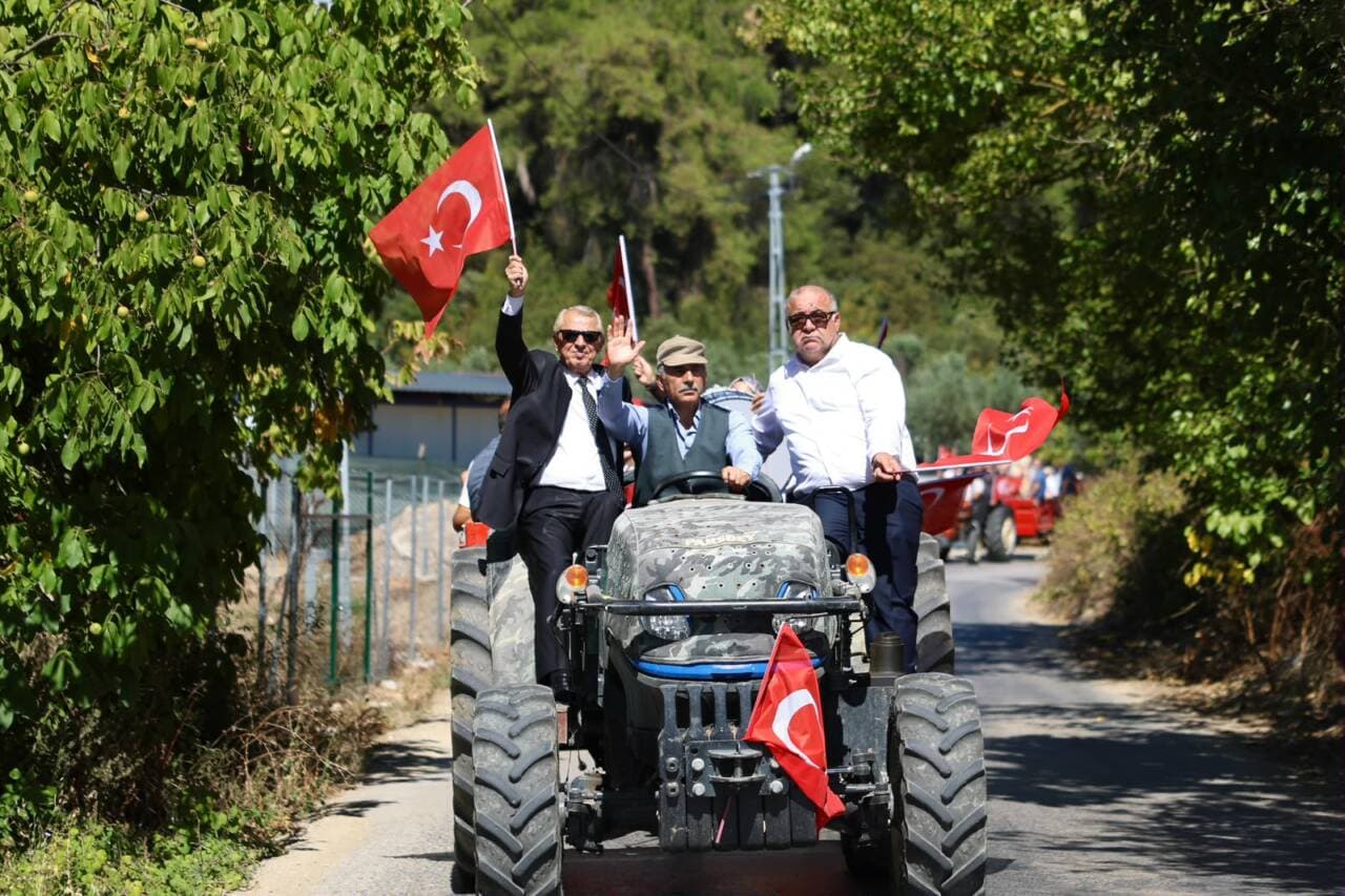 Gemlik'te Zeytin Hasadı Sezonu Dualarla Açıldı: Yerel Yöneticiler Katıldı