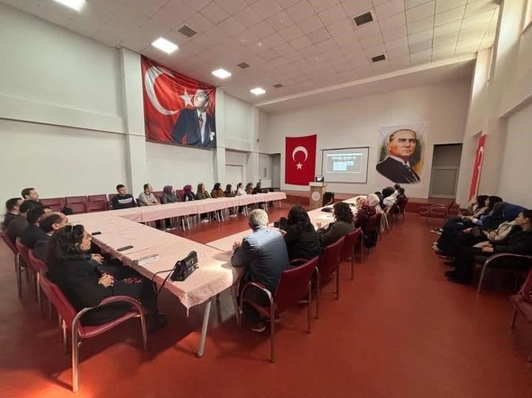 Bilecik'te Ulusal Sosyal Risk Haritaları Eğitimi: Çocuk Güvenliği Vurgusu
