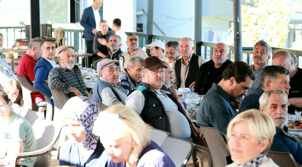 Osmangazi Belediye Başkanı Aydın, Yiğitali'de Kadın Üreticileri Ziyaret Etti, Köy Sorunlarını Değerlendirdi
